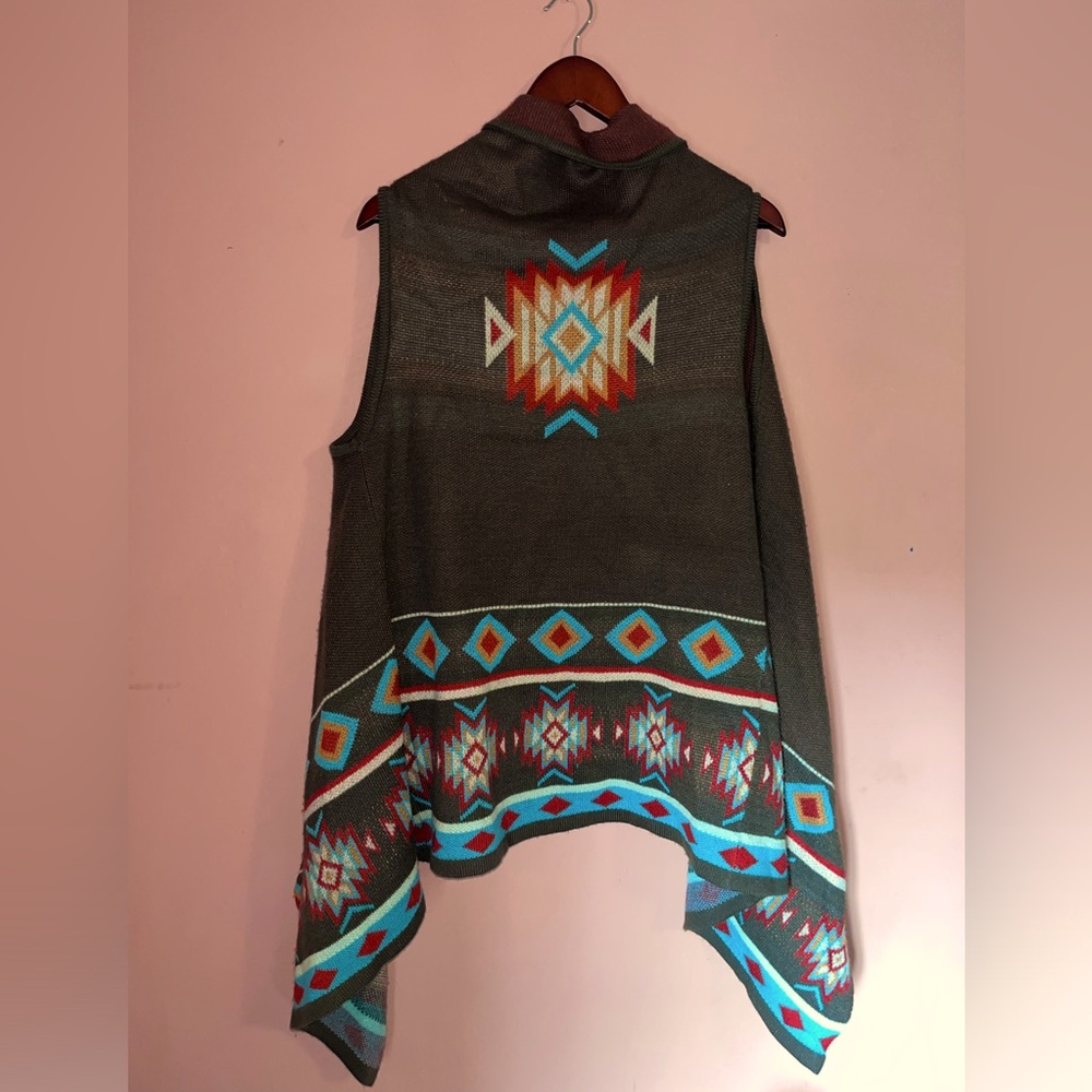 Western Aztec Sleeveless Sweater